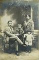 Photo de famille 1924 avant retouche